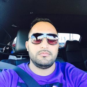 Meet your Posher, Harminder